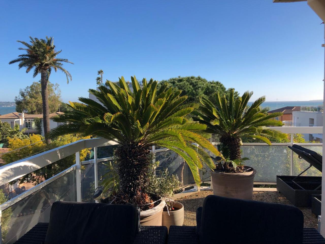 Apartment Gorgeous One-bedroom With Terrace And Sea View -stayinantibes- Bijou