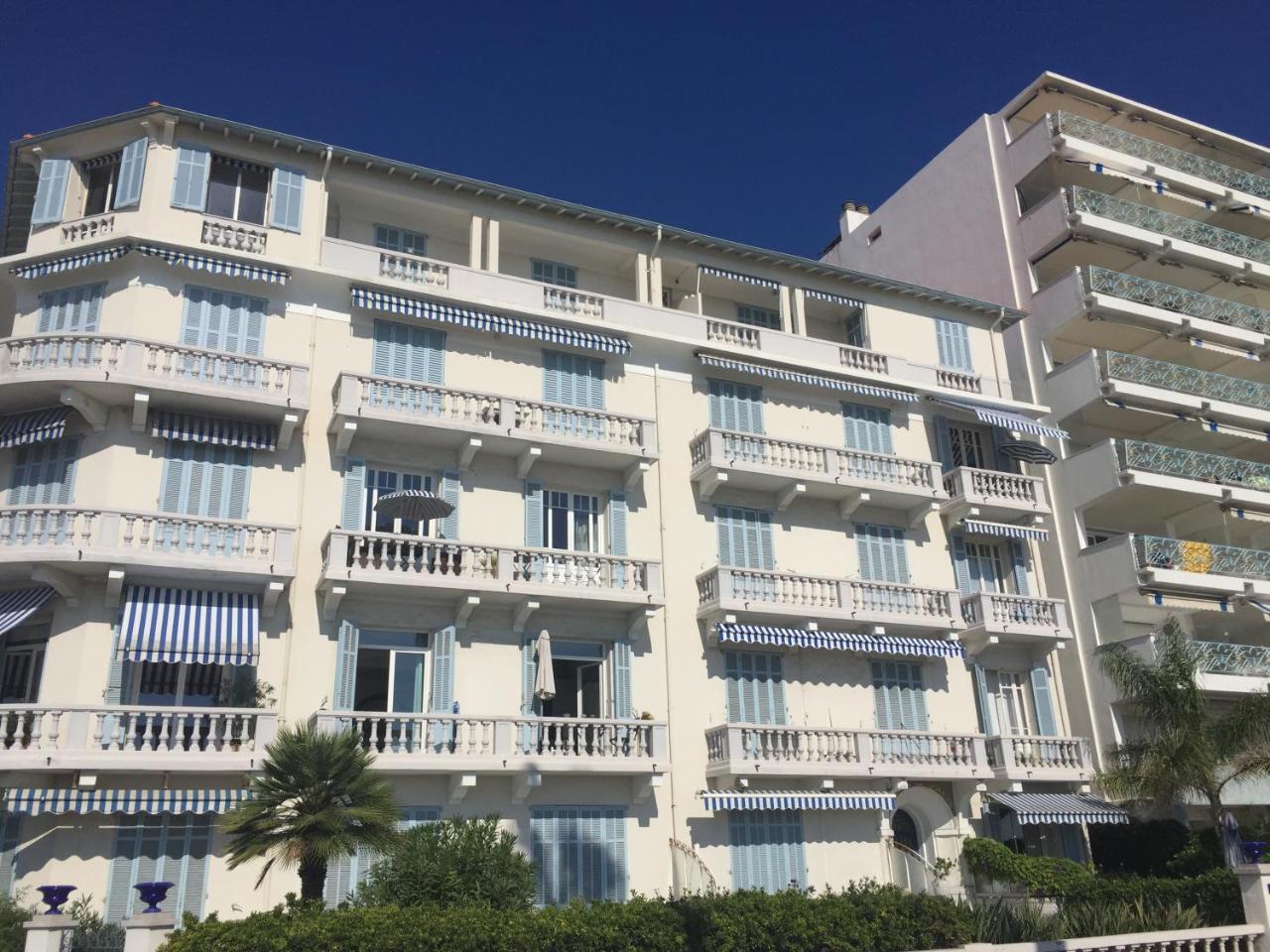 Gorgeous One-bedroom With Terrace And Sea View -stayinantibes- Bijou Apartment Antibes
