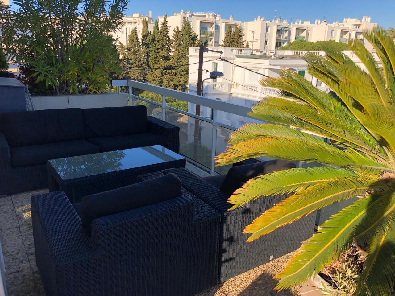 Gorgeous One-bedroom With Terrace And Sea View -stayinantibes- Bijou Apartment Antibes